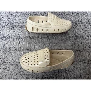 Floafers Youth Size 10 Ivory/Cream Slip-On Water-Friendly Loafers Preowned
